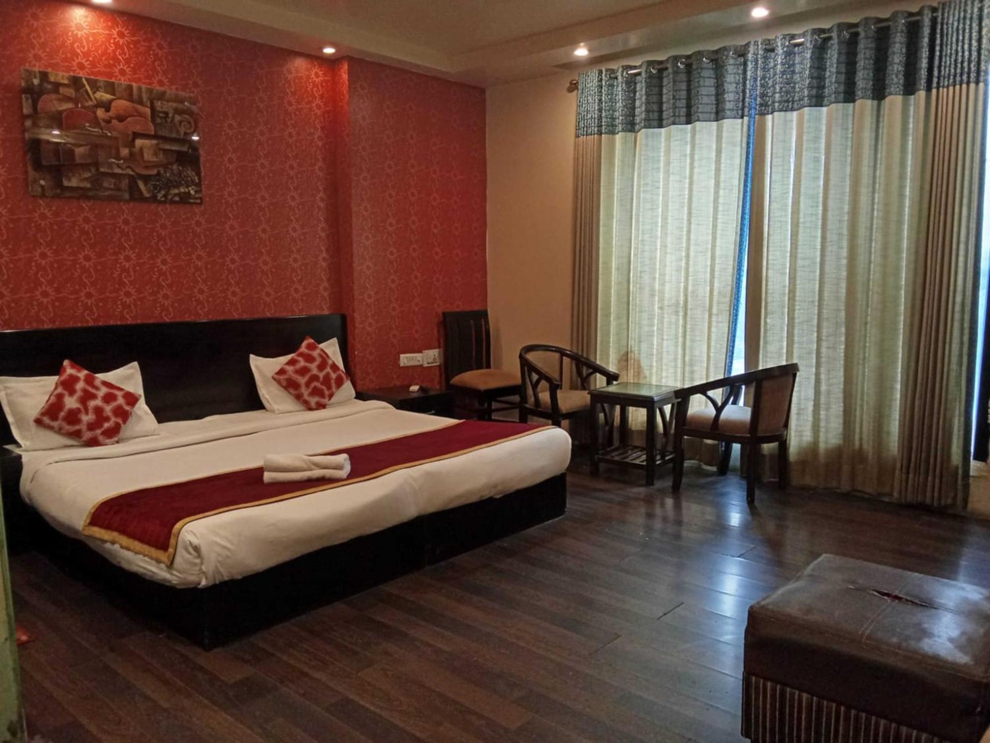 Hotel Paschim Vihar Delhi  Esterno foto